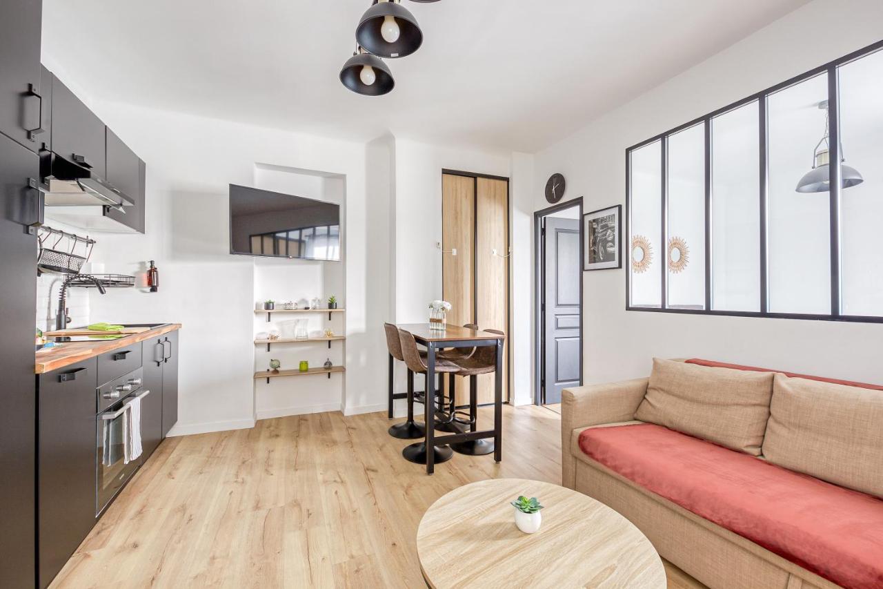 Apartment Metro 14 Et Le Metro 7 A 6 Minutes A Pied Emplacement Strategique Parking Gratuit Le Kremlin-Bicetre